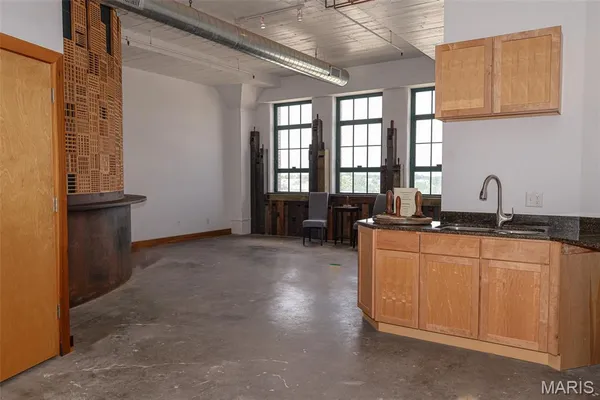 $275,340 | 701 North 15th Street, Unit 515W, St. Louis, MO 63103