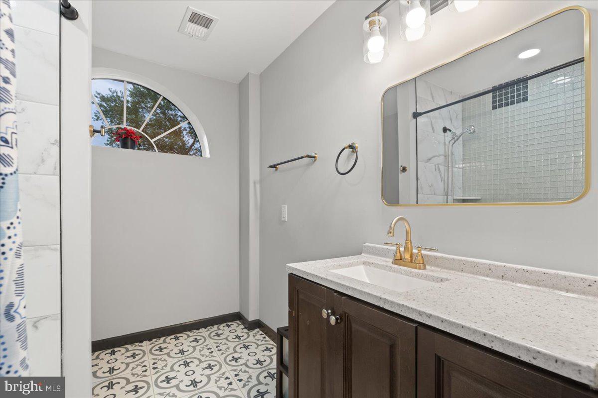 3910 Chatham Road Baltimore, MD 21207 - Photo 33 of 71