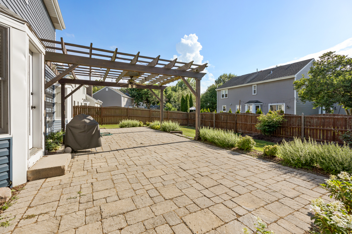 2225 Forest Ridge Road St. Charles, IL 60174 - Photo 23 of 24 a view of a pathway of a house