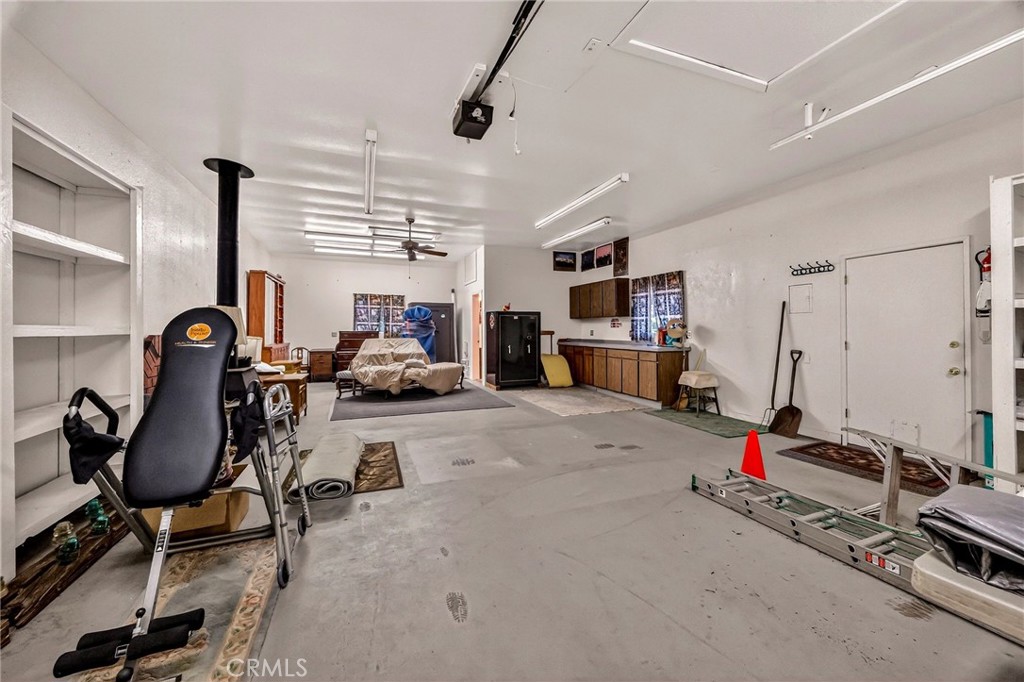 6463 Hollywood Road Magalia, CA 95954 - Photo 23 of 64 Garage fully finished + Woodstove