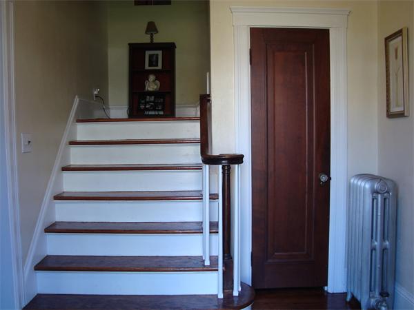 21 Morningside Road Worcester, MA 01602 - Photo 2 of 16