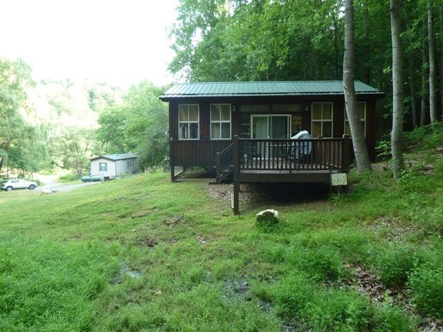 884 Griffith Hill Road Ferrum, VA 24088 - Photo 8 of 25 9 Cabin Back