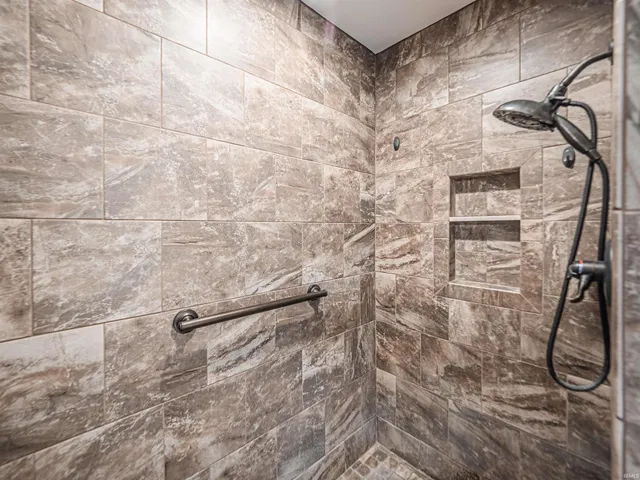 $280,000 | 1500 Kennel Drive, Evansville, IN 47710