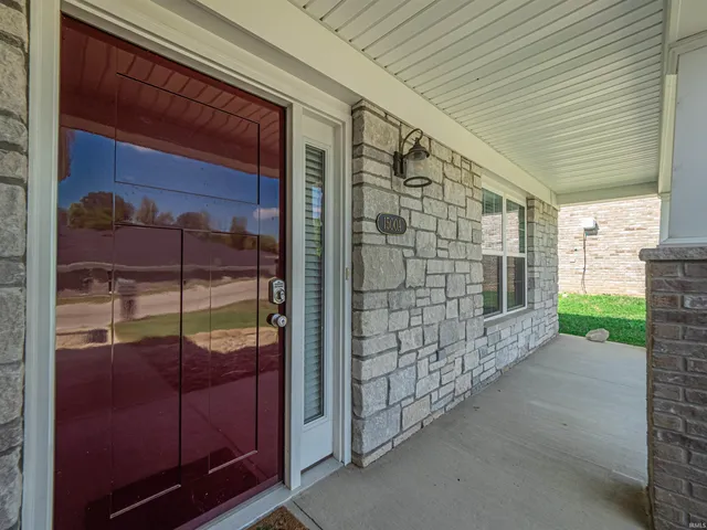 $280,000 | 1500 Kennel Drive, Evansville, IN 47710