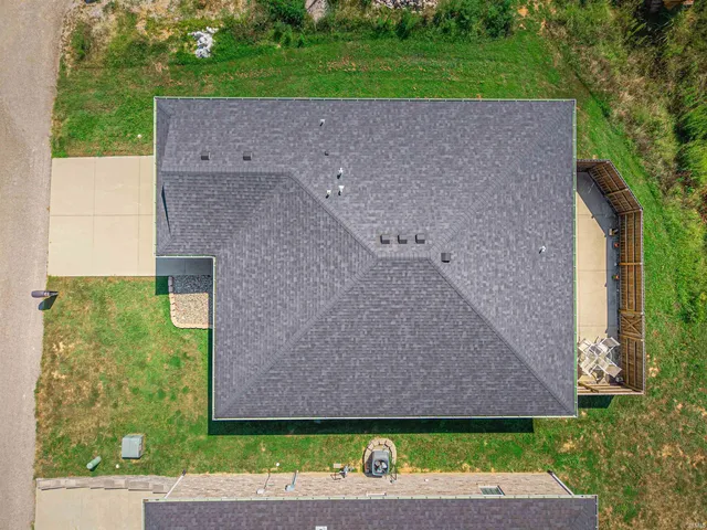 $280,000 | 1500 Kennel Drive, Evansville, IN 47710