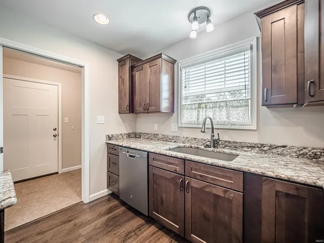 $280,000 | 1500 Kennel Drive, Evansville, IN 47710