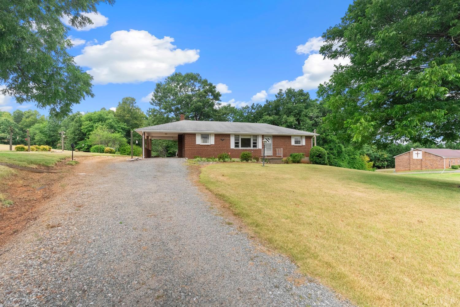 3461 Brights Road Gretna, VA 24557 - Photo 35 of 51 Gallery Image 35
