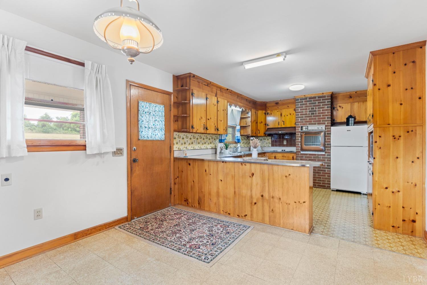 3461 Brights Road Gretna, VA 24557 - Photo 10 of 51 Gallery Image 10