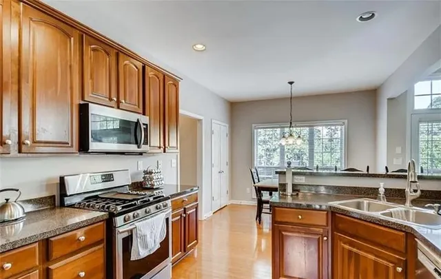 $490,000 | 6289 Vinings Vintage Drive Southeast, Mableton, GA 30126