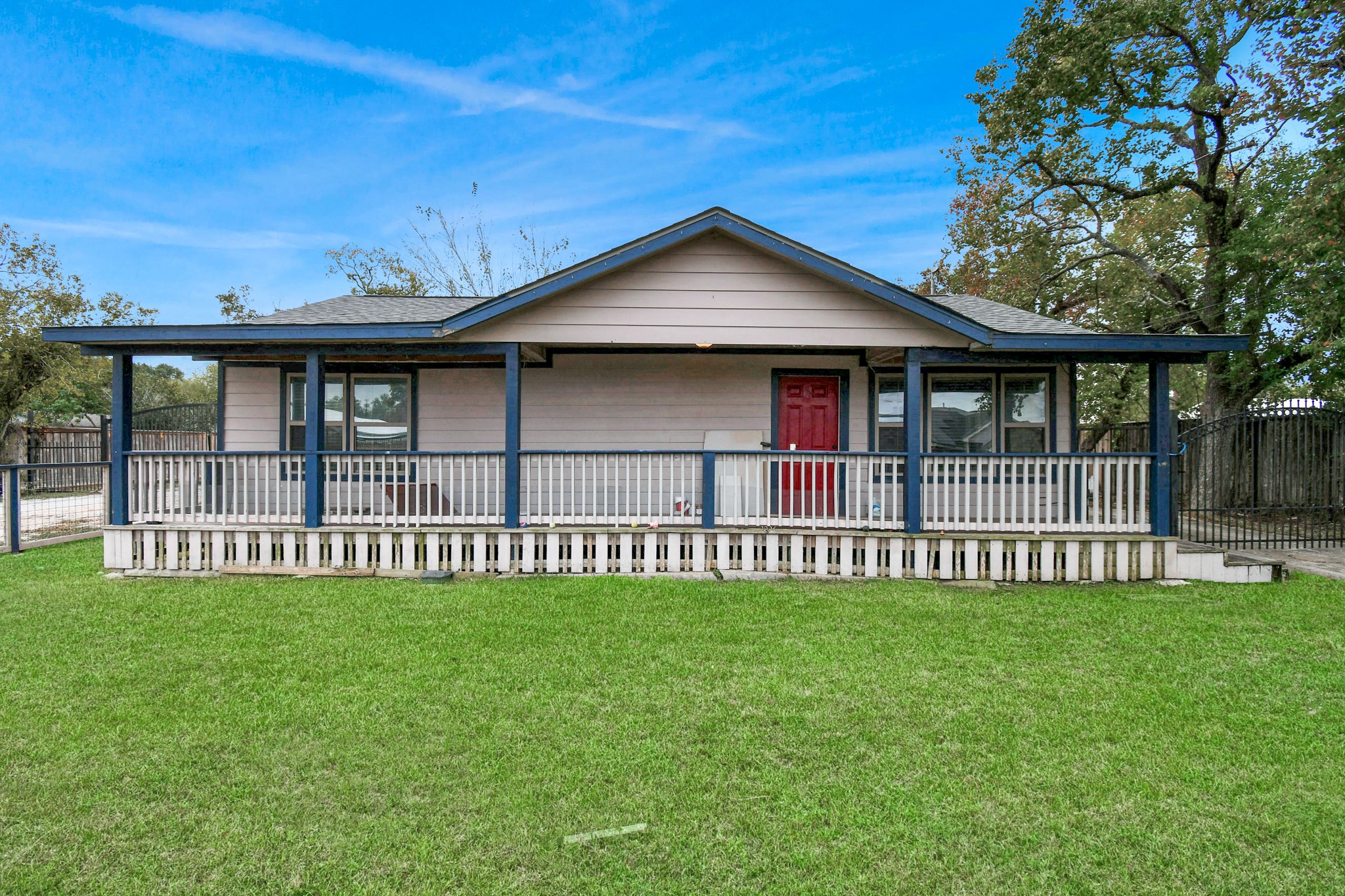 1008 Vista Road Pasadena, TX 77504 - Photo 3 of 50