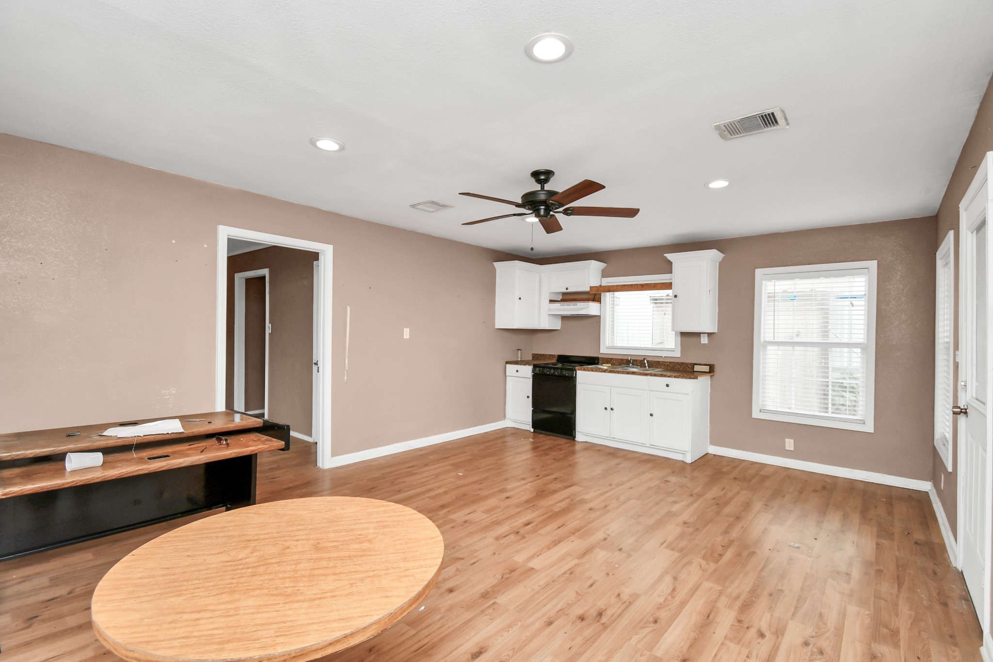 1008 Vista Road Pasadena, TX 77504 - Photo 31 of 50