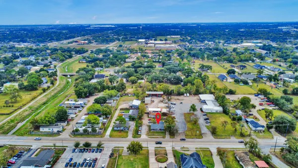 an aerial view of multiple house
