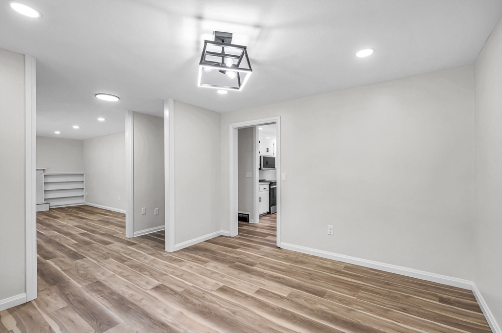 557 Maple Road, Unit 1 Longmeadow, MA 01106 - Photo 21 of 42