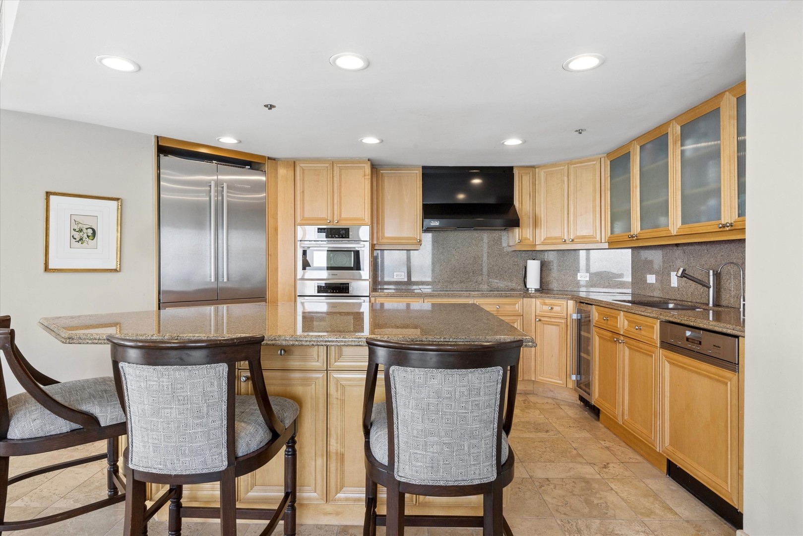 950 North Michigan Avenue, Unit 4202 Chicago, IL 60611 - Photo 12 of 33