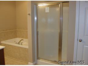 3603 Lytham Drive Springfield, IL 62712 - Photo 5 of 7 Gallery Image 5