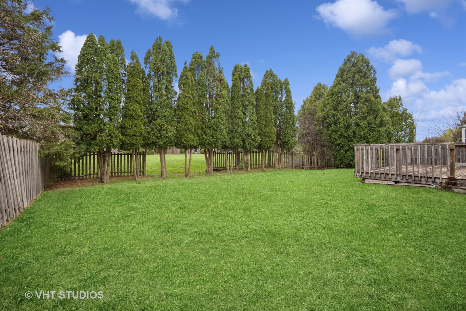 695 West Paddock Drive Wheeling, IL 60090 - Photo 17 of 18 a view of a park with large trees