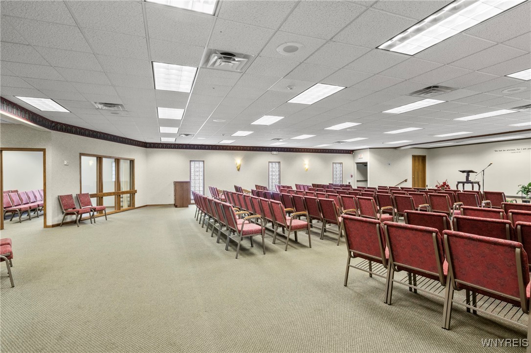 2099 River Road Wheatfield, NY 14304 - Photo 6 of 22