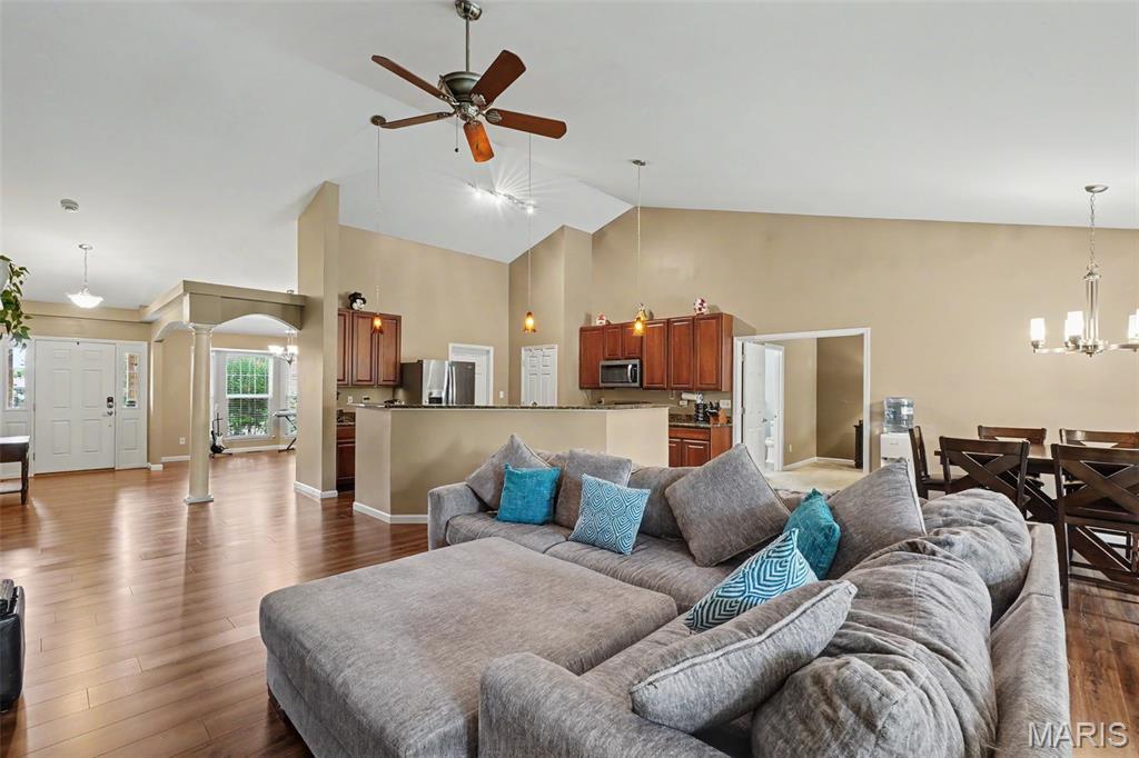 185 Roxbury Drive O'Fallon, MO 63366 - Photo 8 of 30