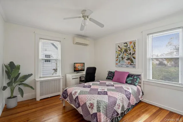 $735,000 | 80 Munro Boulevard, Valley Stream, NY 11581