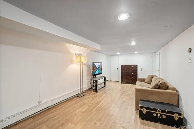 $735,000 | 80 Munro Boulevard, Valley Stream, NY 11581