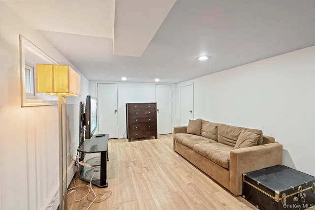 $735,000 | 80 Munro Boulevard, Valley Stream, NY 11581