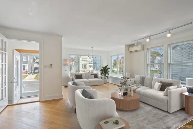 $735,000 | 80 Munro Boulevard, Valley Stream, NY 11581