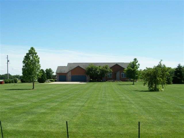 10304 West Riekena Road Mapleton, IL 61547 - Photo 2 of 9
