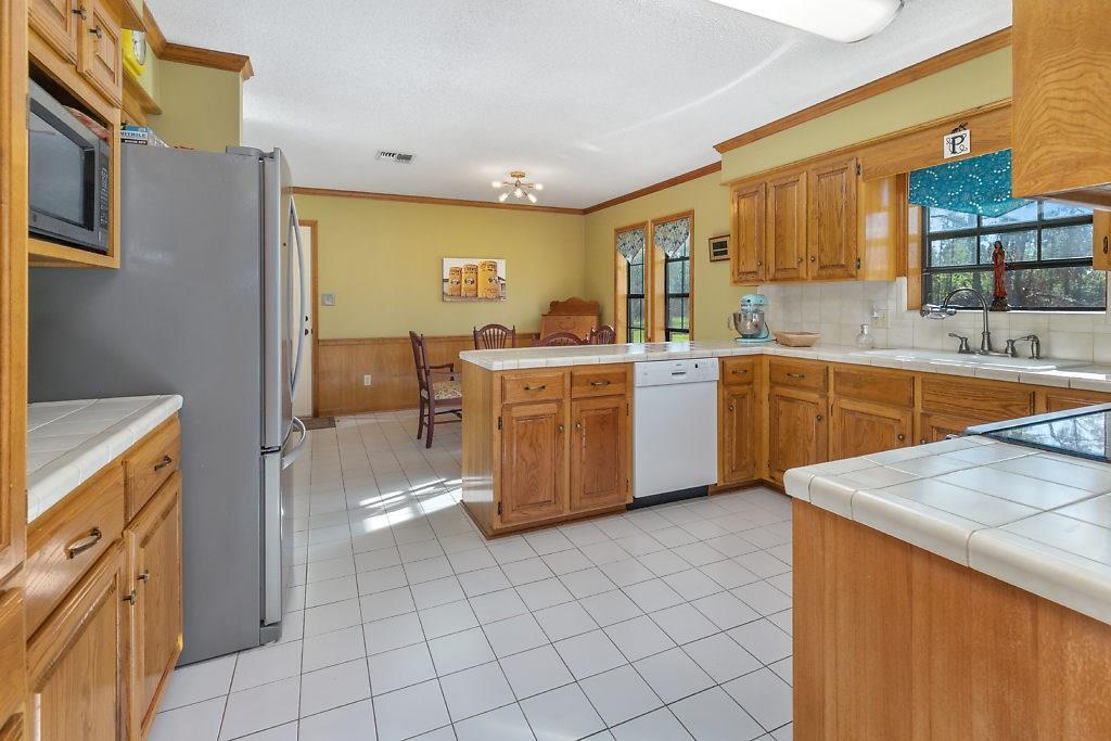 2507 King Road Sulphur, LA 70663 - Photo 3 of 18 Gallery Image 3