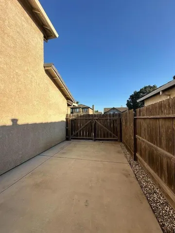 $549,000 | 2613 Medinah Court, Modesto, CA 95355