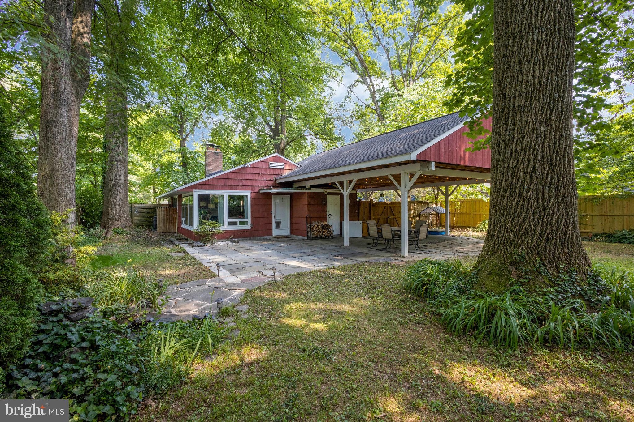 3132 Manor Road Falls Church, VA 22042 - Photo 26 of 29 Rear Covered Patio