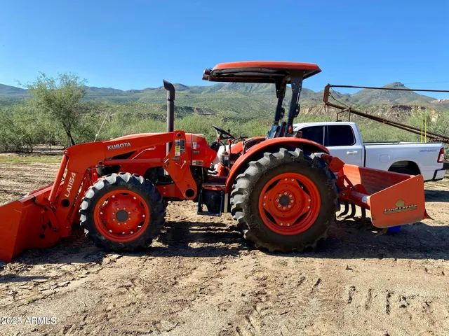 $2,499,900 | Xxxx Xxxx Az-77, Unit 1, Winkelman, AZ 85192