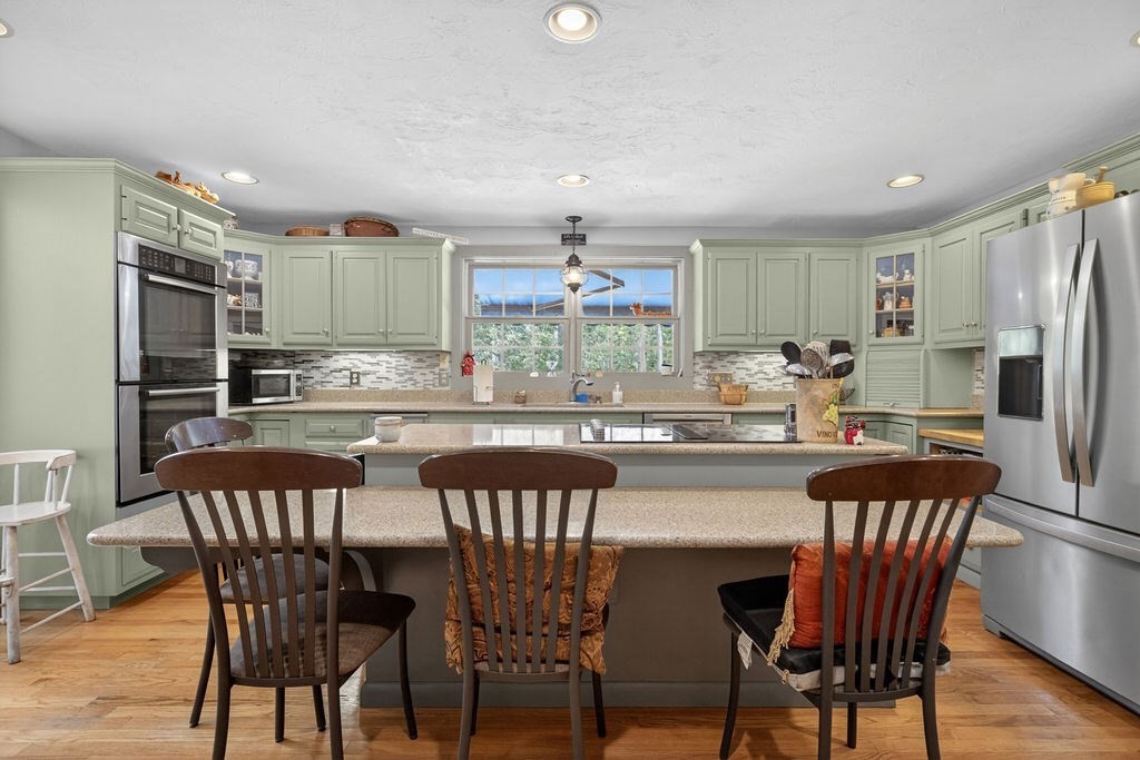 346 Judson Street Raynham, MA 02767 - Photo 10 of 36