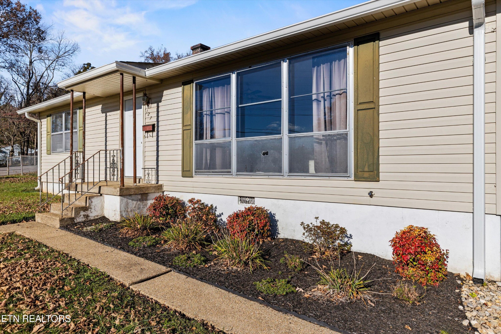 127 Albany Road Oak Ridge, TN 37830 - Photo 4 of 42