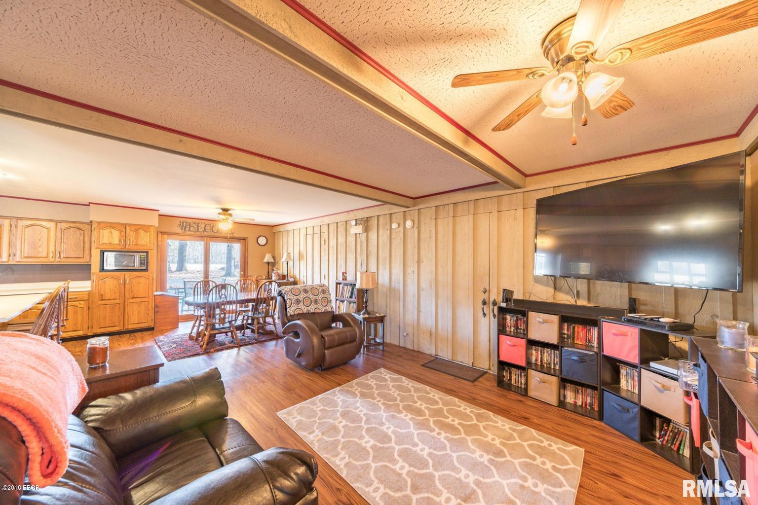 2216 Weaver Road Herrin, IL 62948 - Photo 6 of 21 Gallery Image 6