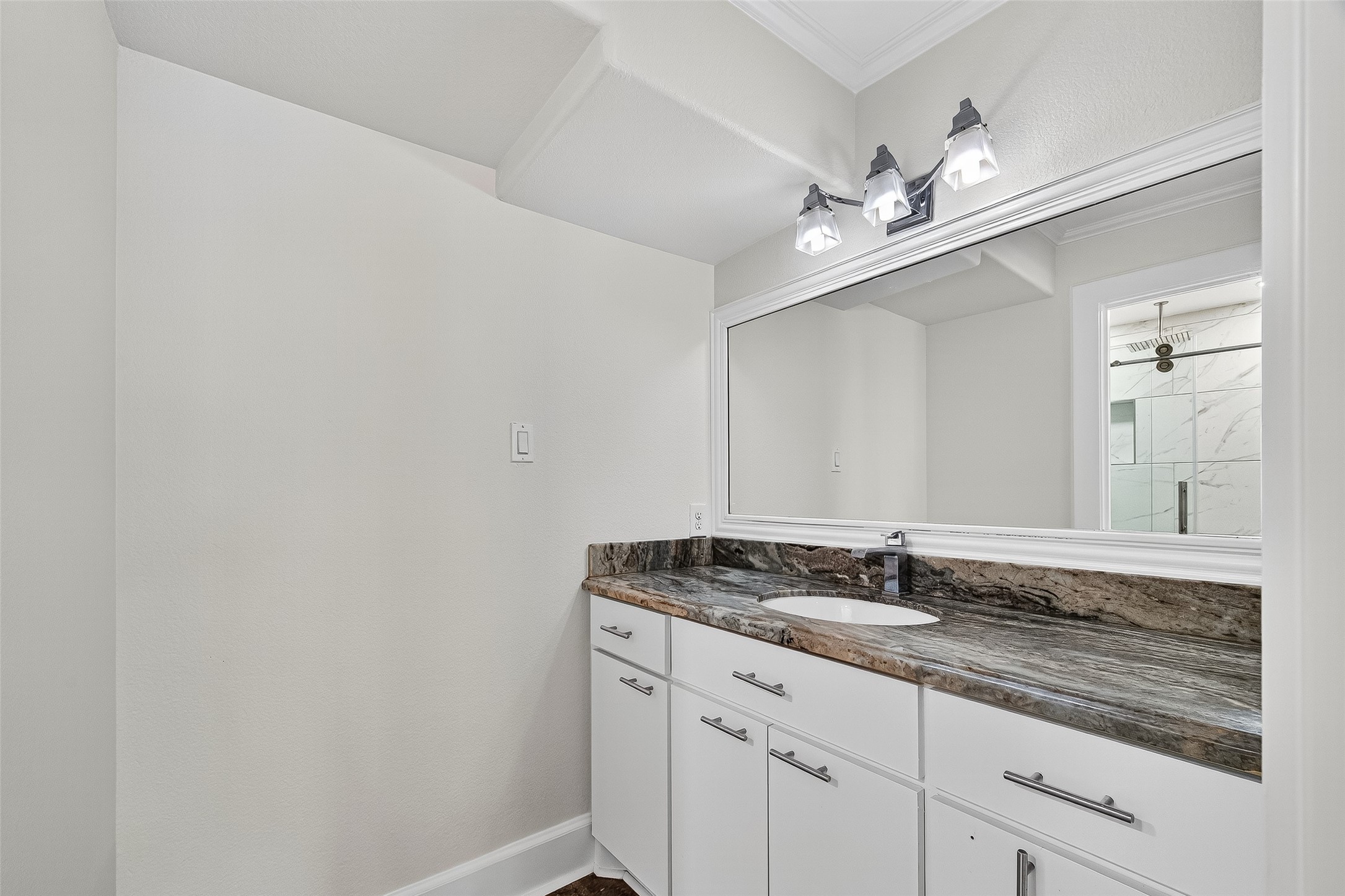 312 Marcella Street Houston, TX 77091 - Photo 15 of 46