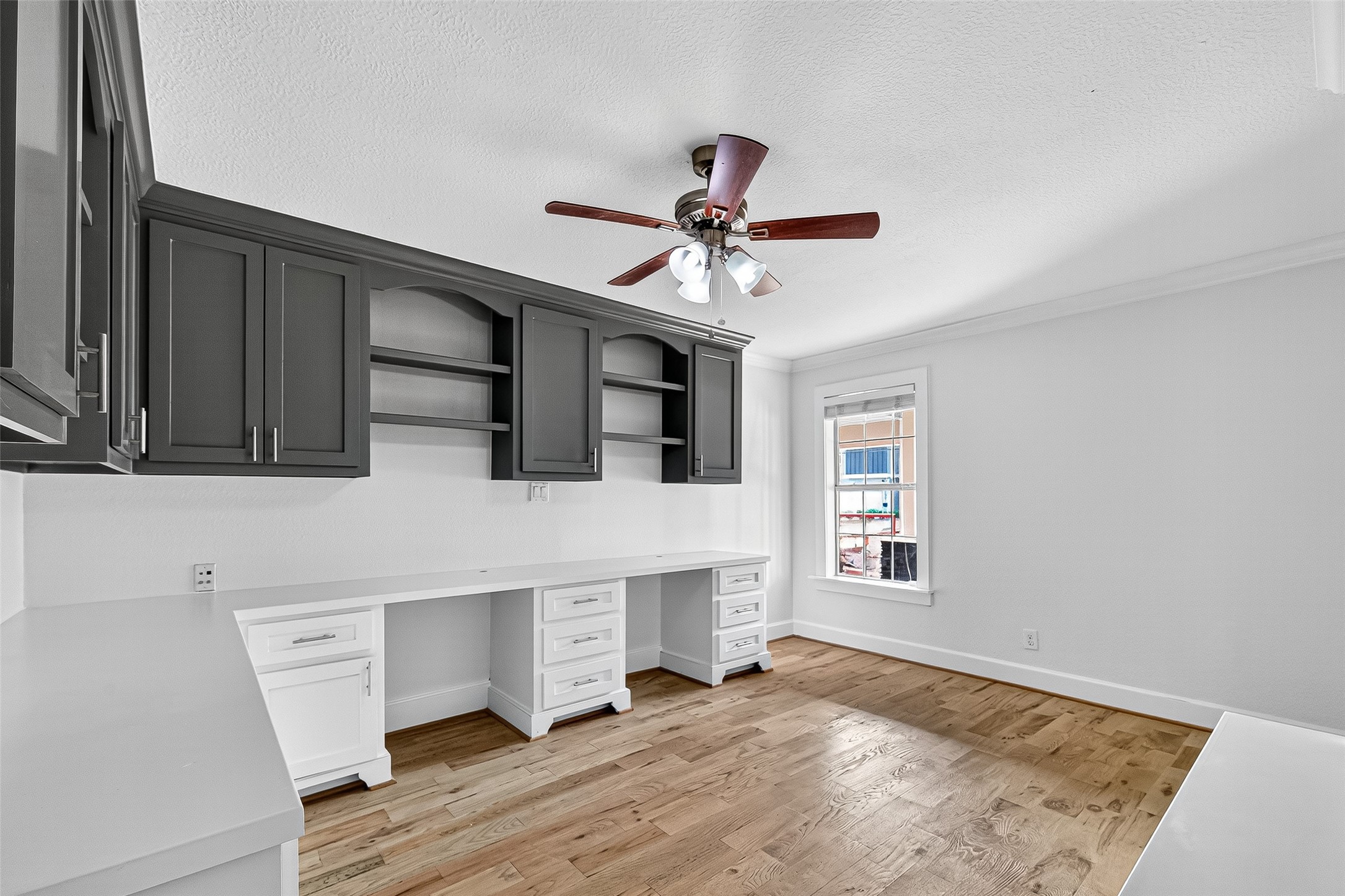 312 Marcella Street Houston, TX 77091 - Photo 18 of 46