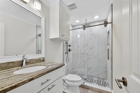 $859,000 | 312 Marcella Street, Houston, TX 77091