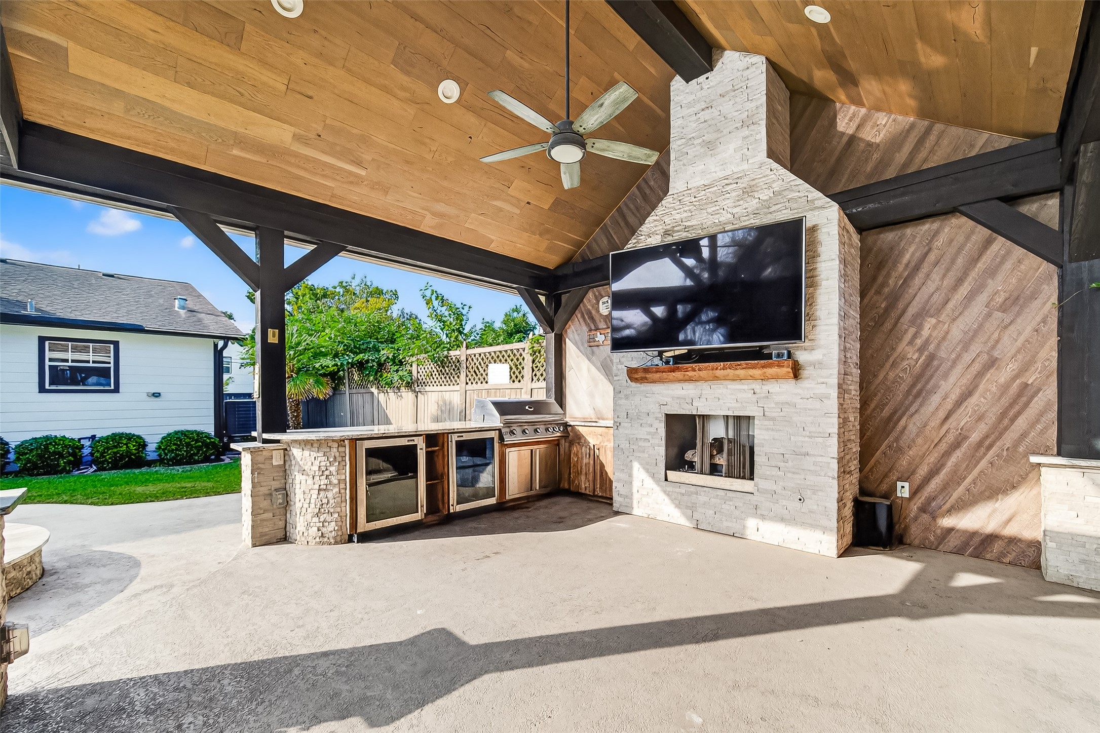 312 Marcella Street Houston, TX 77091 - Photo 40 of 46