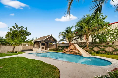 $859,000 | 312 Marcella Street, Houston, TX 77091