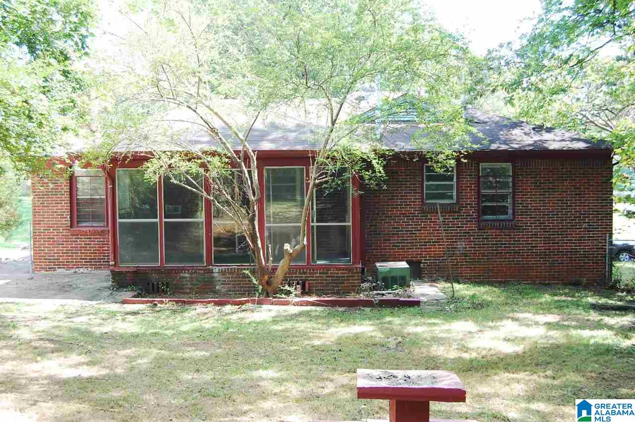 304 Ridgewood Avenue Fairfield, AL 35064 - Photo 7 of 18