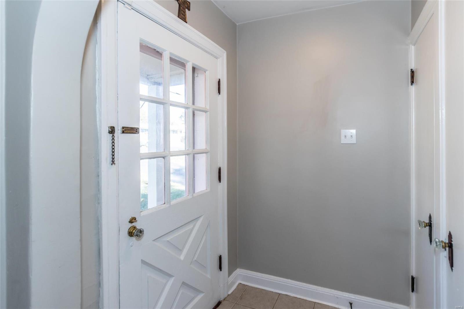 2820 Telegraph Road St. Louis, MO 63125 - Photo 2 of 47 Gallery Image 2