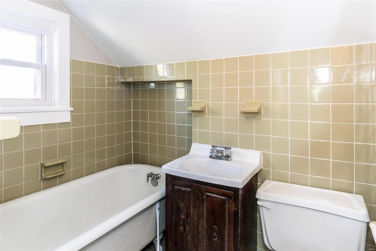 2820 Telegraph Road St. Louis, MO 63125 - Photo 31 of 47 Gallery Image 31