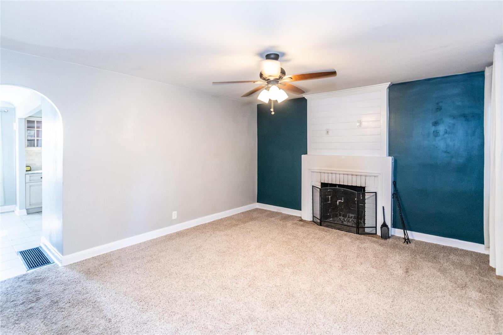 2820 Telegraph Road St. Louis, MO 63125 - Photo 5 of 47 Gallery Image 5