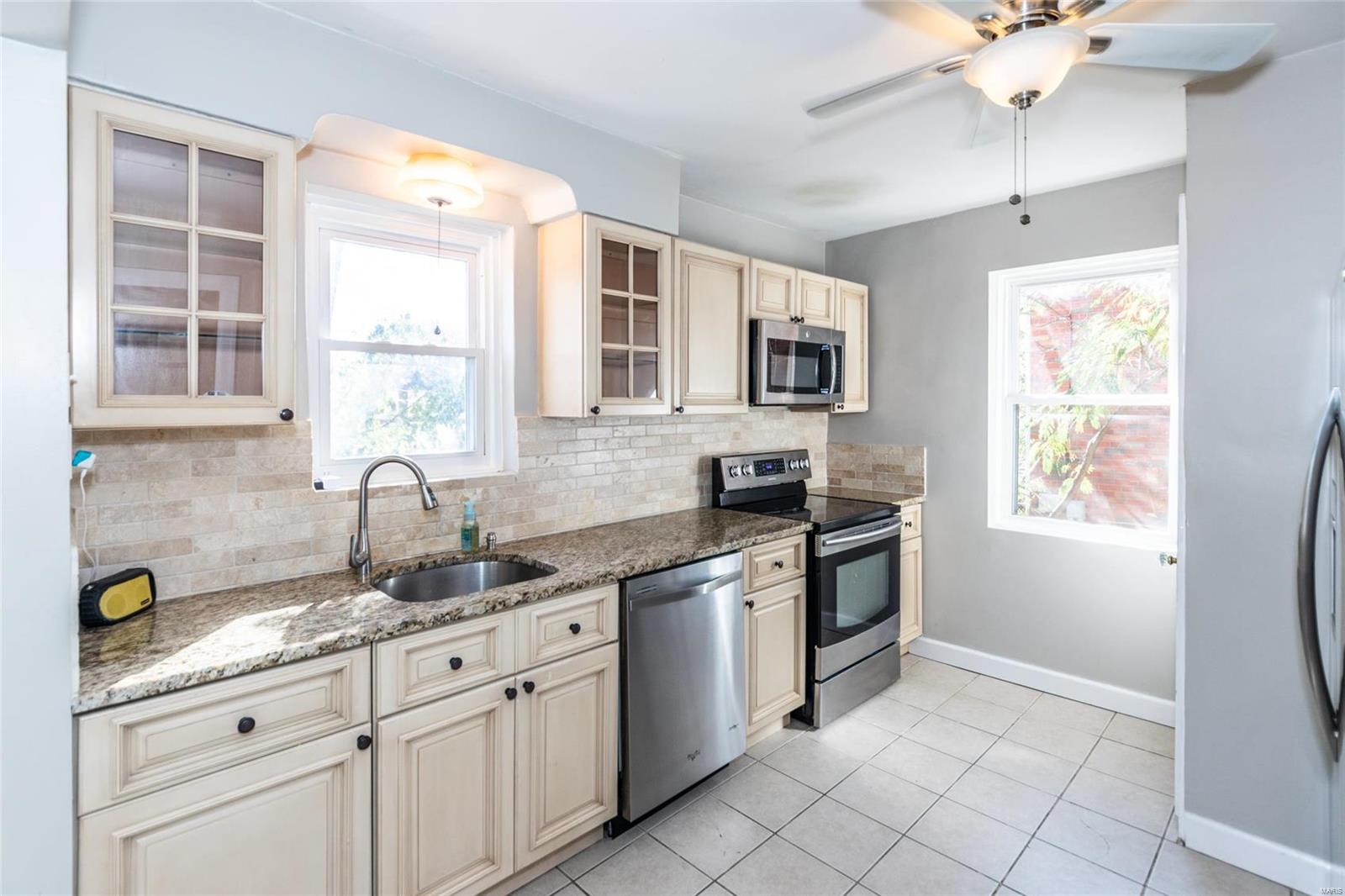 2820 Telegraph Road St. Louis, MO 63125 - Photo 7 of 47 Gallery Image 7