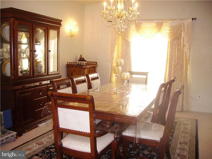 419 Flock Road Hamilton, NJ 08619 - Photo 3 of 21