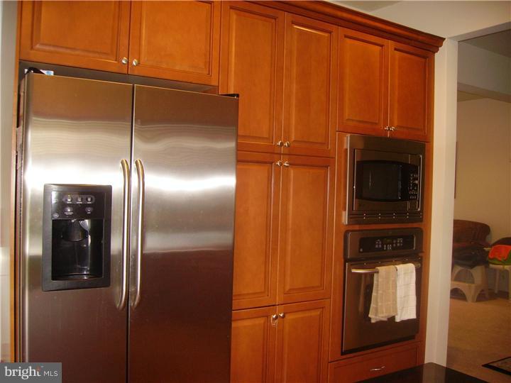 419 Flock Road Hamilton, NJ 08619 - Photo 5 of 21