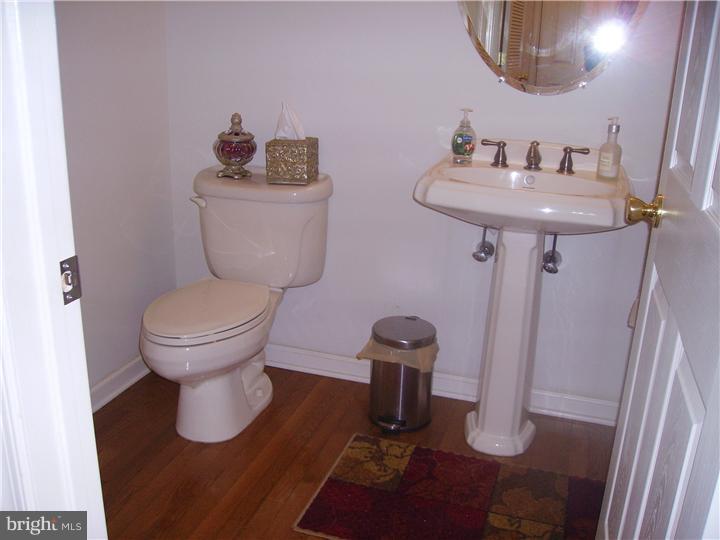 419 Flock Road Hamilton, NJ 08619 - Photo 9 of 21