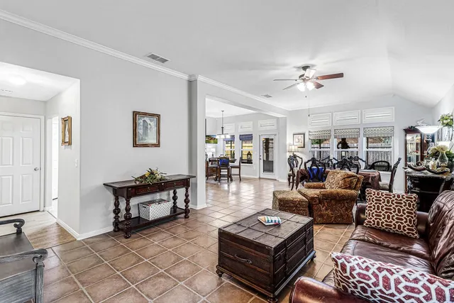 $2,395 | 7513 Exeter, Corpus Christi, TX 78414