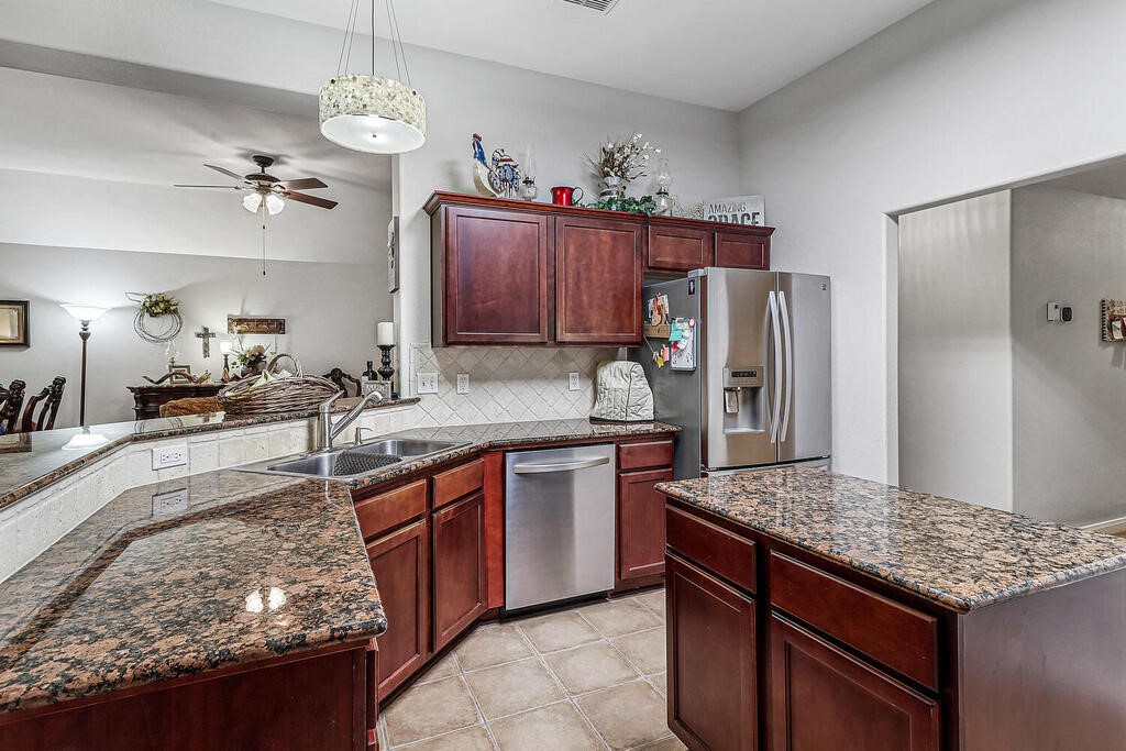 7513 Exeter Corpus Christi, TX 78414 - Photo 3 of 37