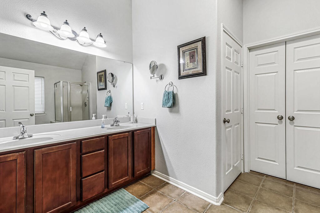 7513 Exeter Corpus Christi, TX 78414 - Photo 7 of 37